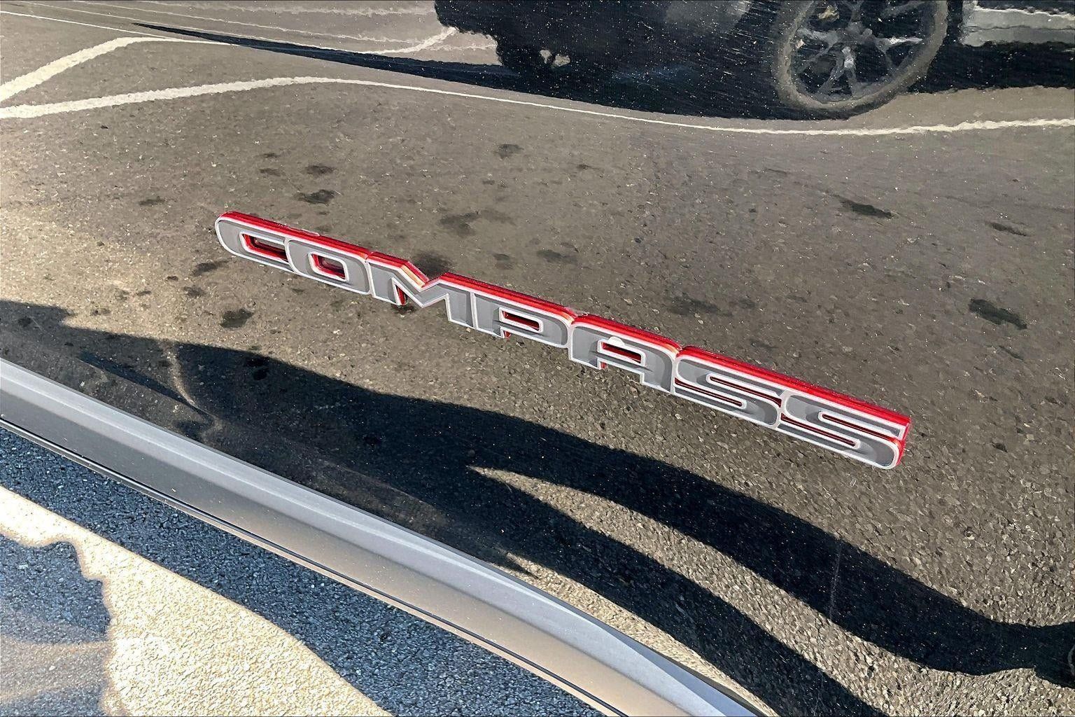 Used 2019 Jeep Compass Trailhawk AWD/4WD image 22