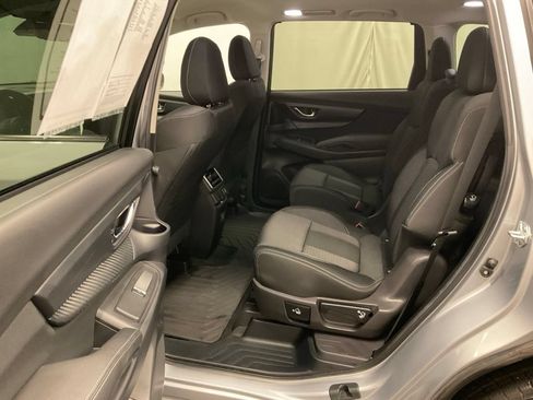 Used 2025 Subaru Ascent Premium AWD/4WD image 24