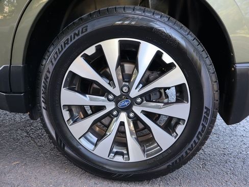 Used 2016 Subaru Outback 3.6R Limited AWD/4WD image 43