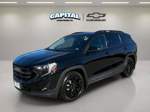 Used 2021 GMC Terrain SLT w/ Infotainment Package II image 1