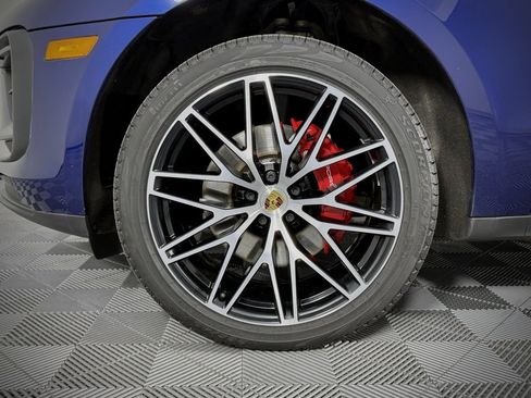 Used 2022 Porsche Macan S image 13