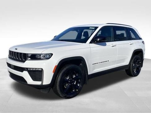 New 2026 Jeep Grand Cherokee Limited w/ Limited Altitude Package image 3