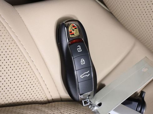 New 2026 Porsche Macan Turbo image 23