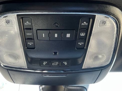 Used 2019 Jeep Grand Cherokee Limited X AWD/4WD image 14