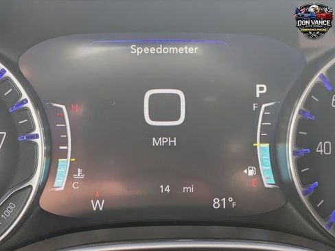 New 2025 Chrysler Pacifica Select w/ Fav Edition Package image 16