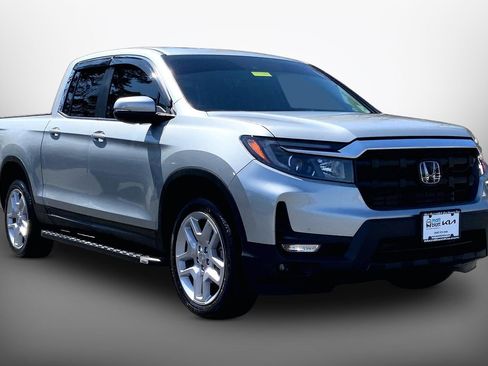 Used 2025 Honda Ridgeline RTL image 3