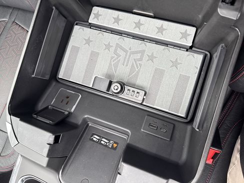 New 2025 Chevrolet Silverado 1500 RST image 34