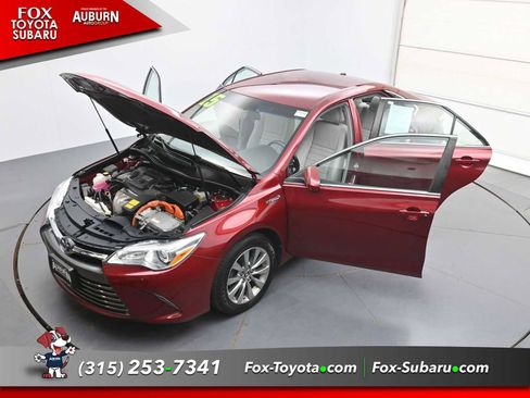 Used 2015 Toyota Camry XLE FWD image 39