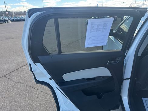 Used 2014 GMC Terrain SLE image 14