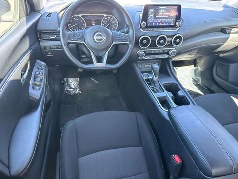 Certified 2024 Nissan Sentra SV FWD image 9