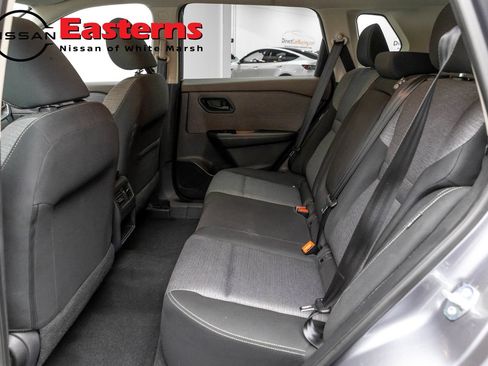 Used 2021 Nissan Rogue S AWD/4WD image 21