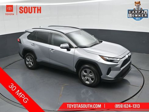 Used 2025 Toyota RAV4 XLE image 46