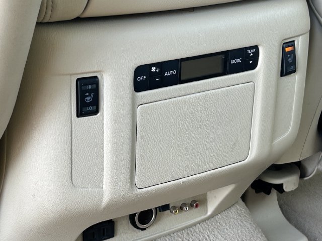 Used 2015 INFINITI QX80 4WD w/ 22" Wheel Package image 33
