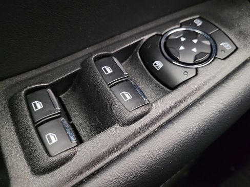 Used 2024 Ford Edge SEL image 27