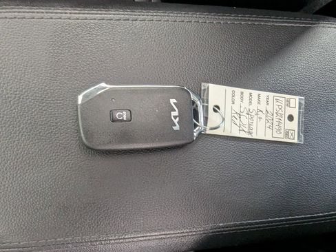 Used 2024 Kia Sportage SX FWD image 27