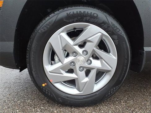 New 2026 Hyundai Kona SE image 6