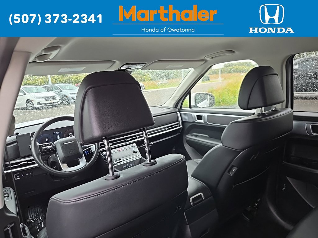 Used 2026 Hyundai Santa Fe SEL FWD image 14