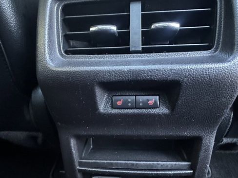 Used 2018 Ford Edge Titanium w/ Equipment Group 301A image 19