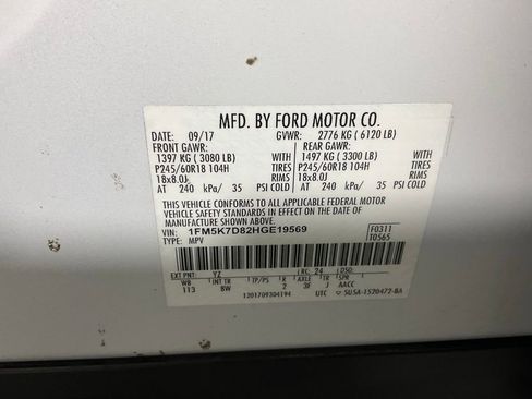 Certified 2017 Ford Explorer XLT FWD image 22