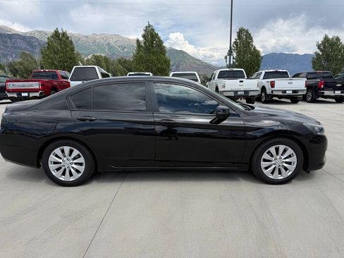 Used 2014 Honda Accord EX image 2