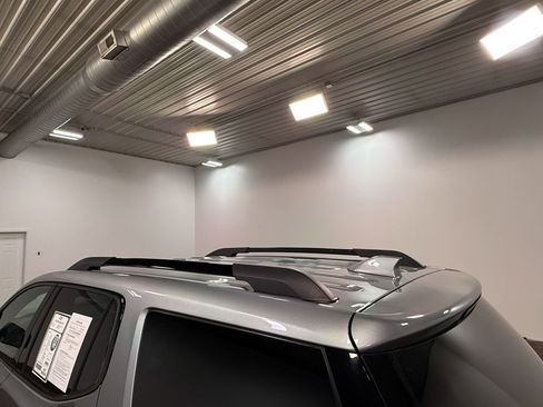 Used 2023 GMC Acadia AT4 AWD/4WD image 43