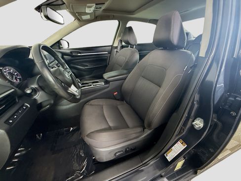 Used 2020 Nissan Altima 2.5 SV FWD image 22