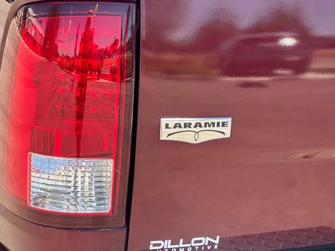 Used 2017 RAM 1500 Laramie w/ Convenience Group AWD/4WD image 25
