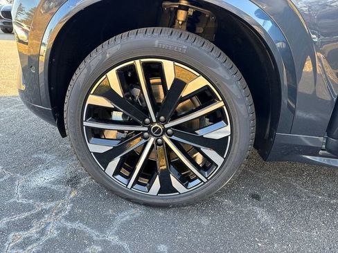 Used 2026 Volvo XC90 B6 Plus w/ Protection Package Premier AWD/4WD image 34