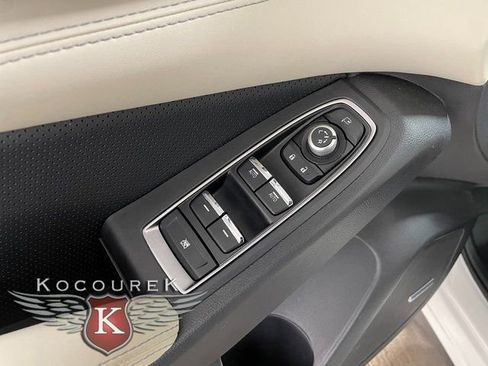 Used 2023 Subaru Ascent Limited w/ Technology Package image 20