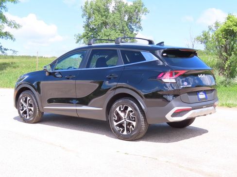 Certified 2024 Kia Sportage EX AWD/4WD image 30