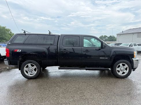 Used 2012 Chevrolet Silverado 2500 LTZ w/ LTZ Plus Package AWD/4WD image 9