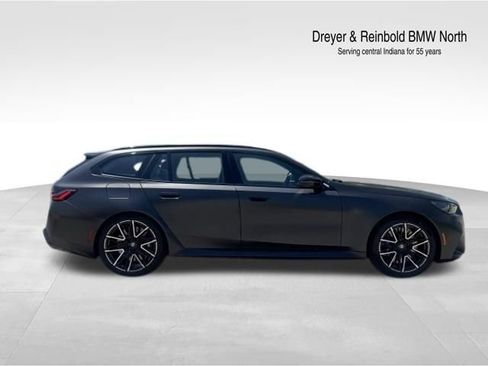 New 2027 BMW M5 Touring AWD/4WD image 8
