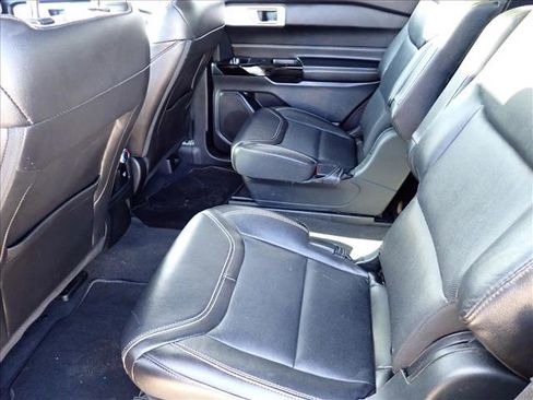 Certified 2022 Ford Explorer ST w/ Equipment Group 401A image 8