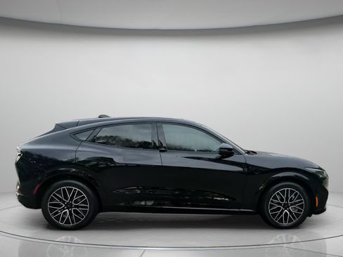Certified 2024 Ford Mustang Mach-E Premium AWD/4WD image 32