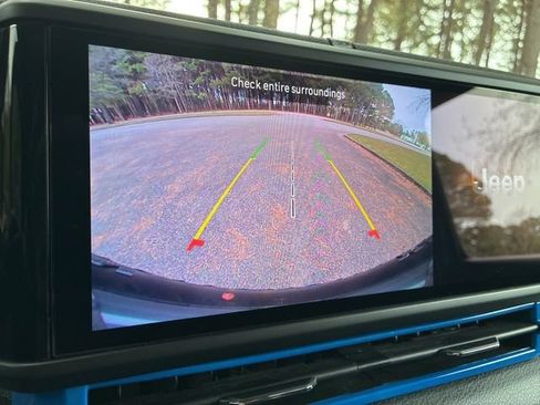 Used 2024 Jeep Wrangler Sport S image 34