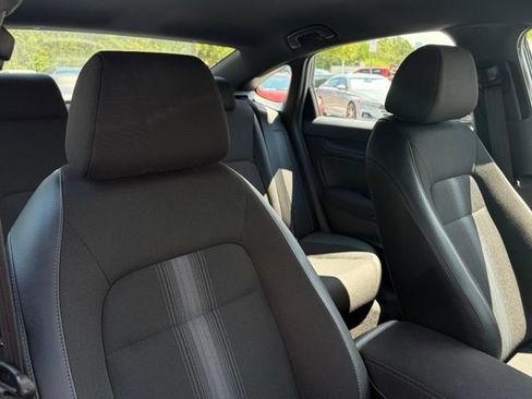 Used 2025 Honda Civic Sport image 28