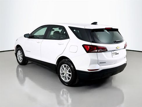 Used 2023 Chevrolet Equinox LS w/ Driver Confidence II Package image 6