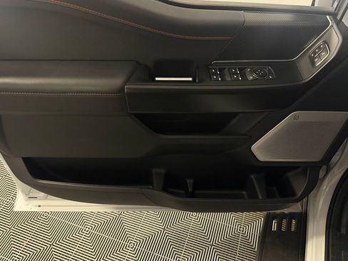 Used 2025 Ford F150 Raptor AWD/4WD image 28
