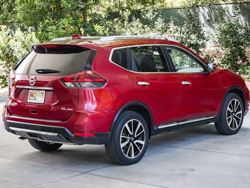 Used 2020 Nissan Rogue SL w/ Premium Package AWD/4WD image 6