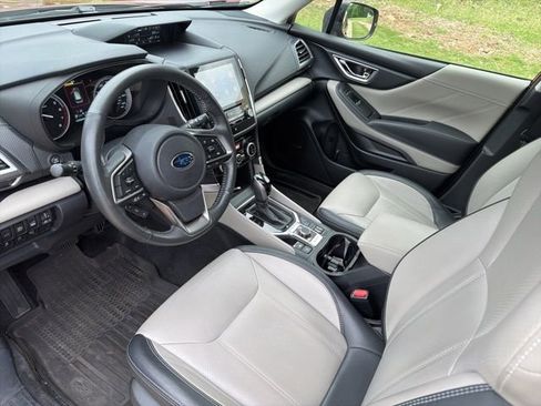 Used 2022 Subaru Forester Limited image 11