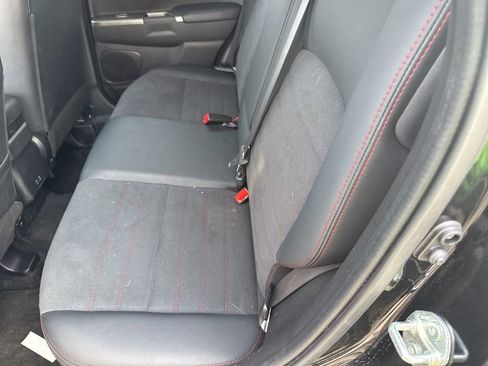 Used 2025 Mitsubishi Outlander Sport SE image 20