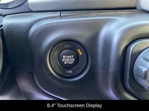 Used 2020 Jeep Wrangler Unlimited Sahara AWD/4WD image 18