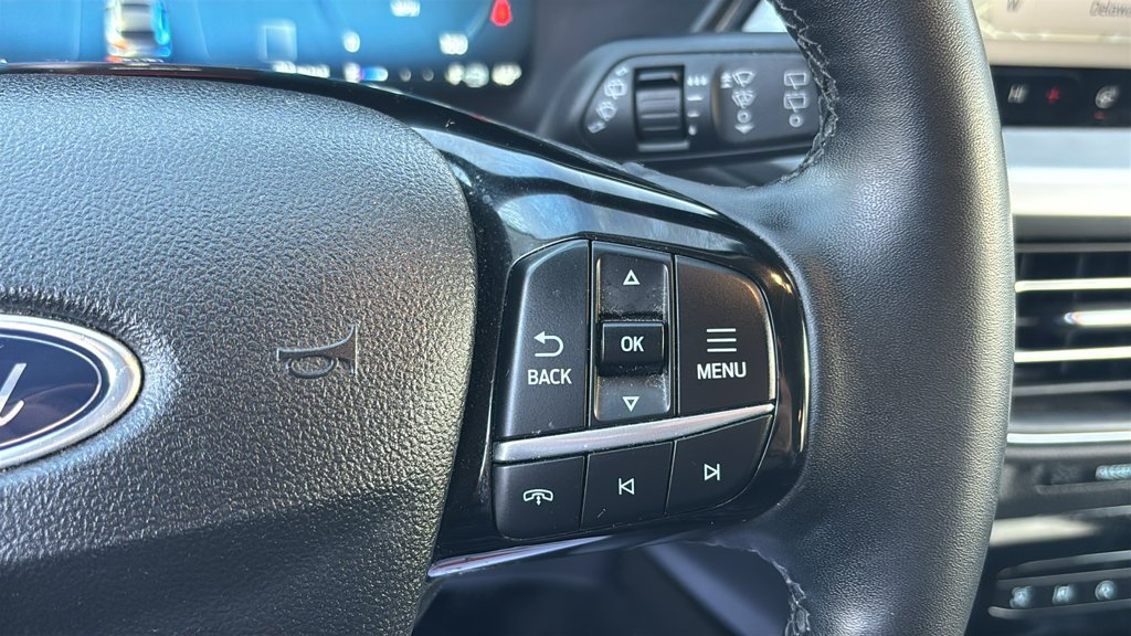 Used 2024 Ford Escape Platinum AWD/4WD image 15