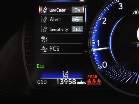 Used 2023 Lexus ES 350 w/ Premium Package image 21