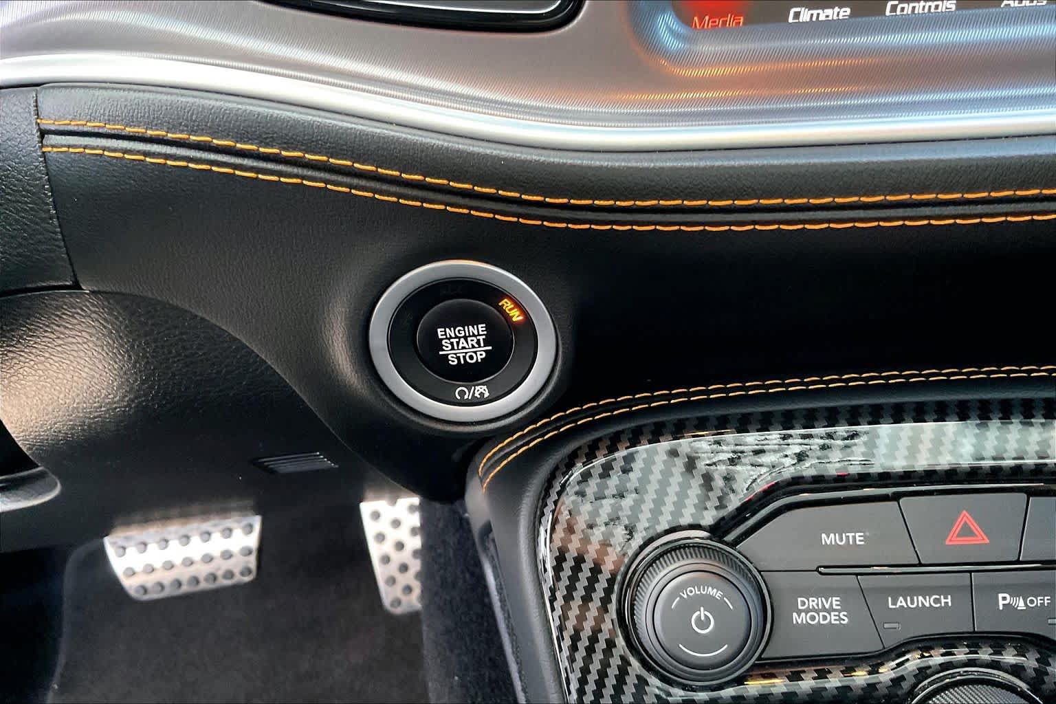 Used 2022 Dodge Challenger R/T Scat Pack RWD image 34