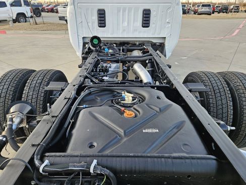 New 2026 Chevrolet Silverado 3500 LT w/ Convenience Package image 27