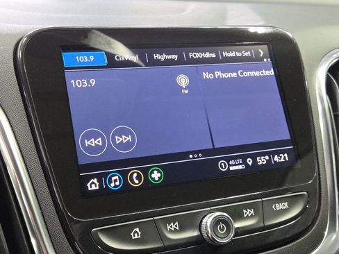 Used 2022 Chevrolet Equinox Premier AWD/4WD image 16