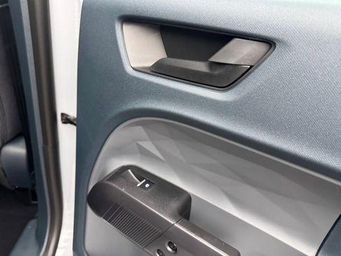 New 2025 Ford Maverick XL image 18