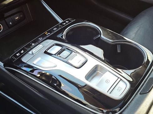 Used 2022 Hyundai Tucson Limited w/ Cargo Package image 24