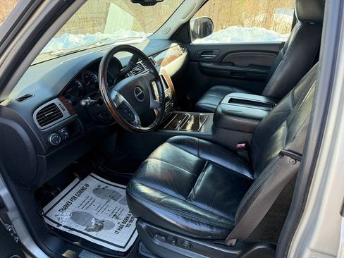 Used 2008 GMC Yukon Denali image 12